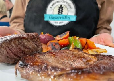 Steak főzőtanfolyam Budapest GasztroÉn főzőstúdió
